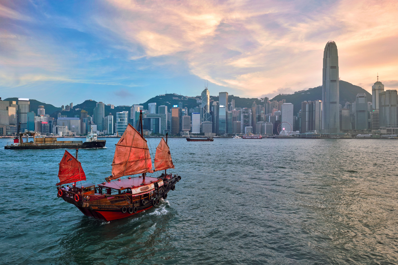 美国取消香港特殊待遇，将会产生什么影响？